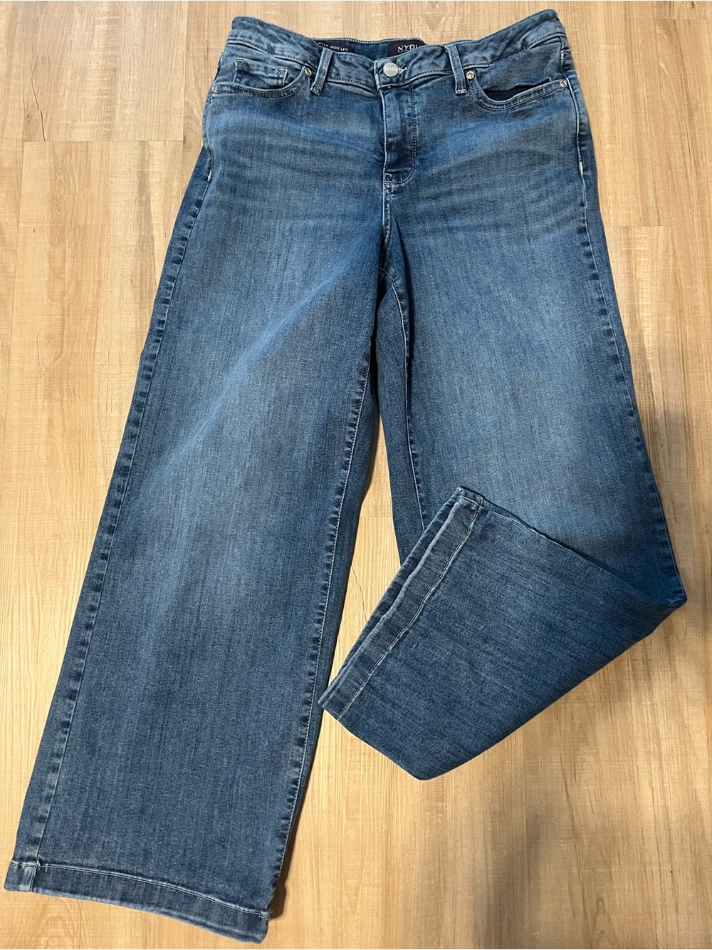 Women’s Wide Leg Jeans New